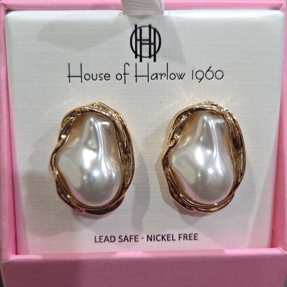 💛▪️House of Harlow▪️ 1960 Gold and Pearl Earrings